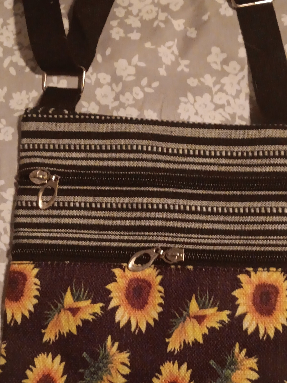 Sunflower Print Crossbody Bag - Yellow/Black